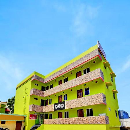 Oyo Flagship 81058 Royal Regalia Otel Bhubaneswar Dış mekan fotoğraf