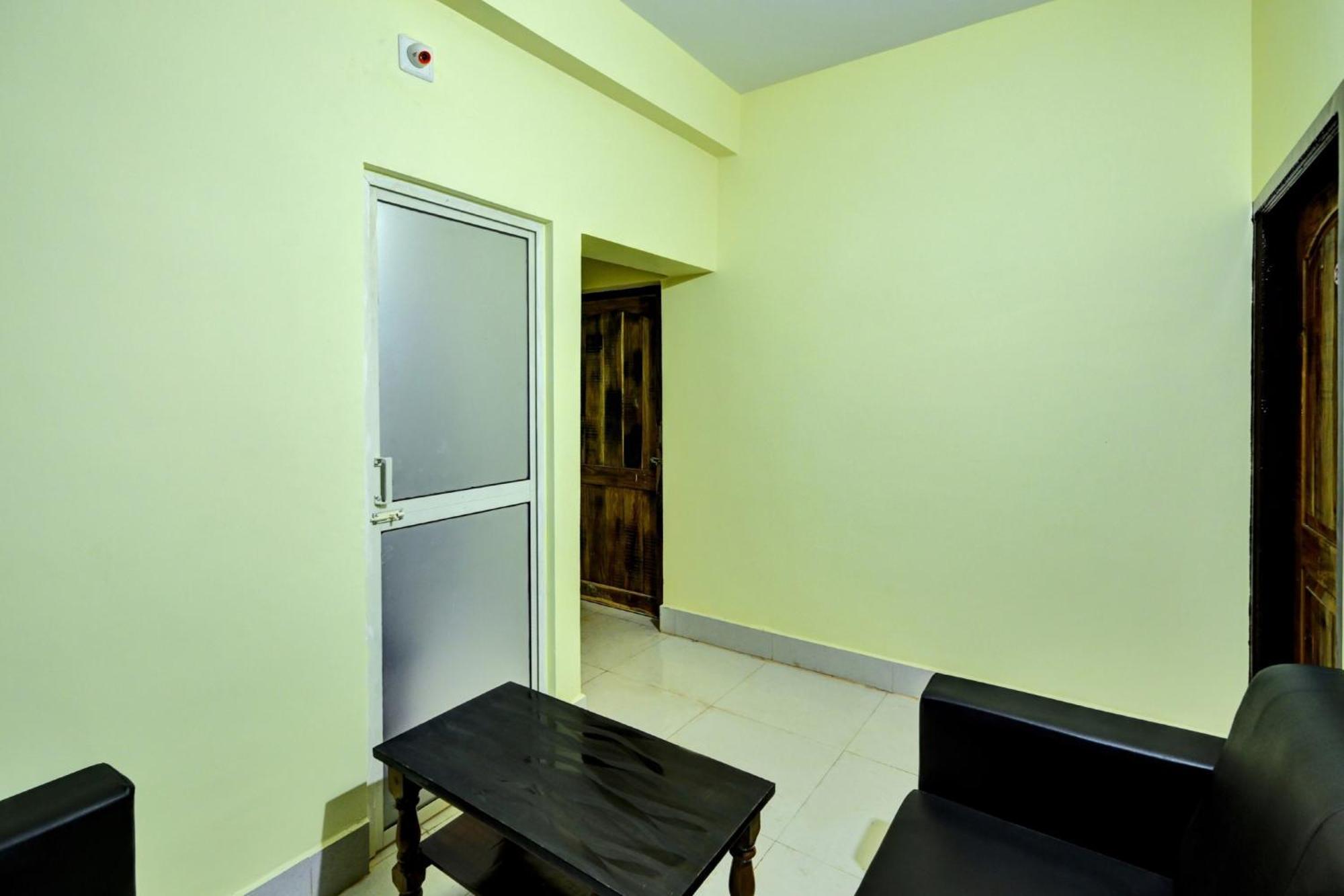 Oyo Flagship 81058 Royal Regalia Otel Bhubaneswar Dış mekan fotoğraf