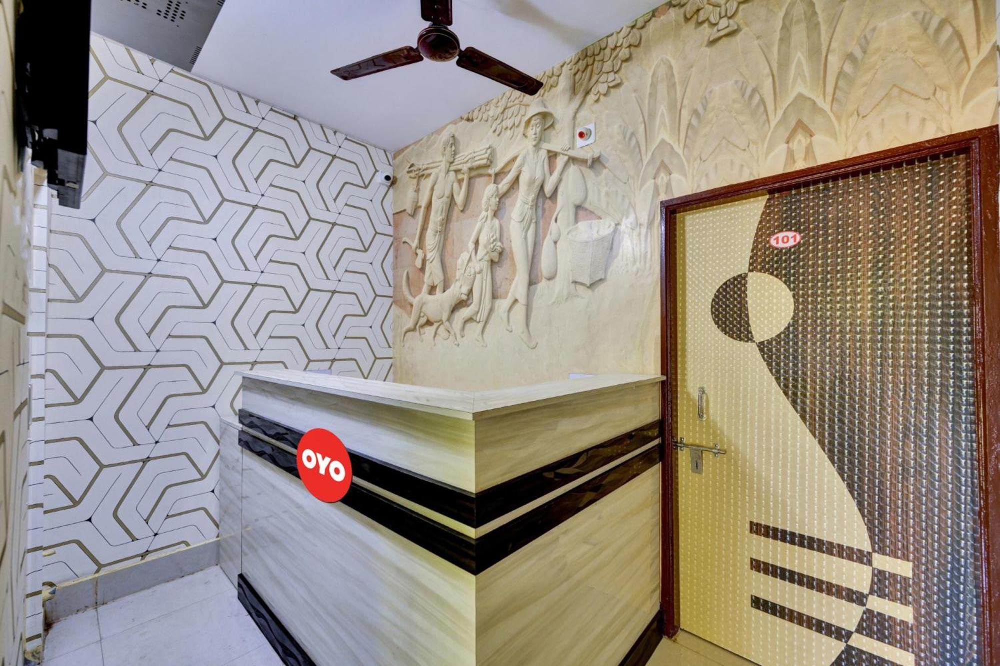 Oyo Flagship 81058 Royal Regalia Otel Bhubaneswar Dış mekan fotoğraf