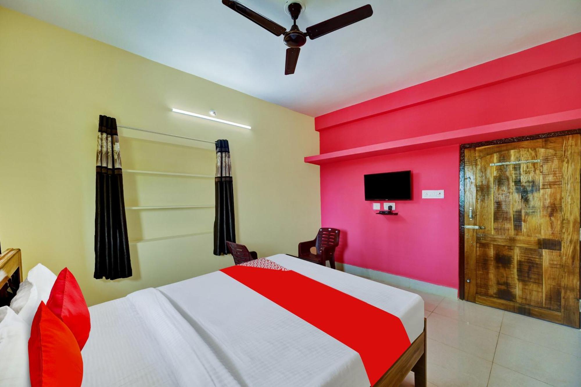 Oyo Flagship 81058 Royal Regalia Otel Bhubaneswar Dış mekan fotoğraf