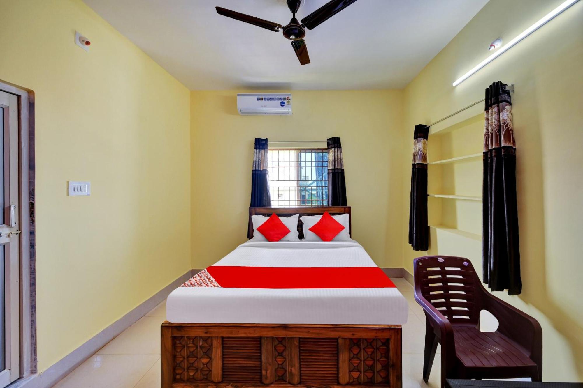 Oyo Flagship 81058 Royal Regalia Otel Bhubaneswar Dış mekan fotoğraf