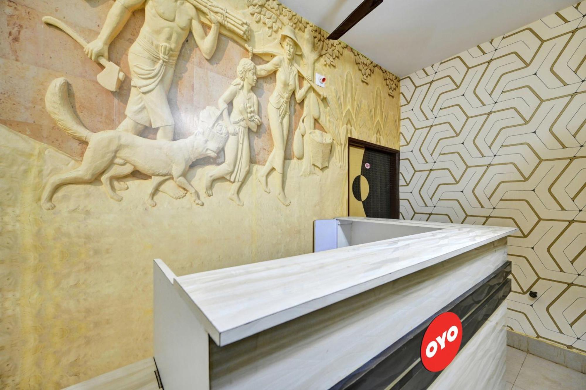 Oyo Flagship 81058 Royal Regalia Otel Bhubaneswar Dış mekan fotoğraf